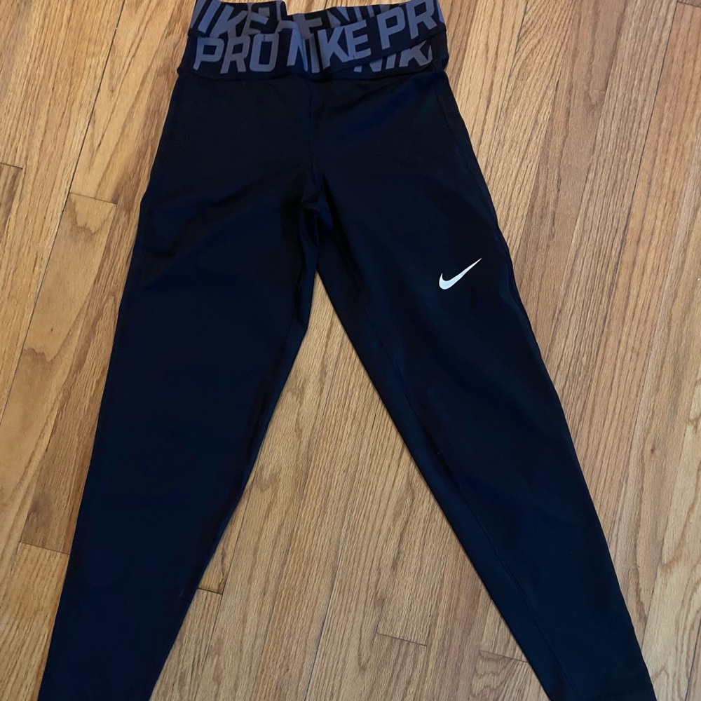 Women’s black Nike Pro workout pants